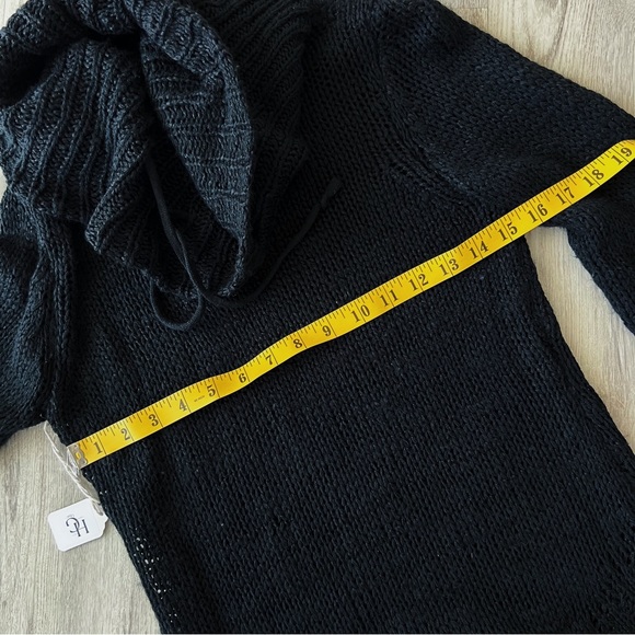 RELAXED FIT BLACK TURTLENECK KNIT SWEATER TOP - Picture 8 of 10
